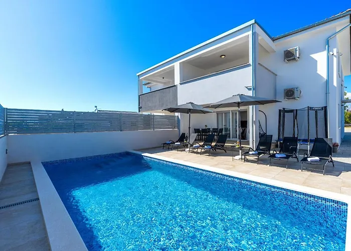 Villa Ema And Ana